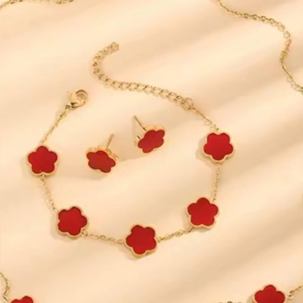 2/$30 Brand new Red flower Bracelet
